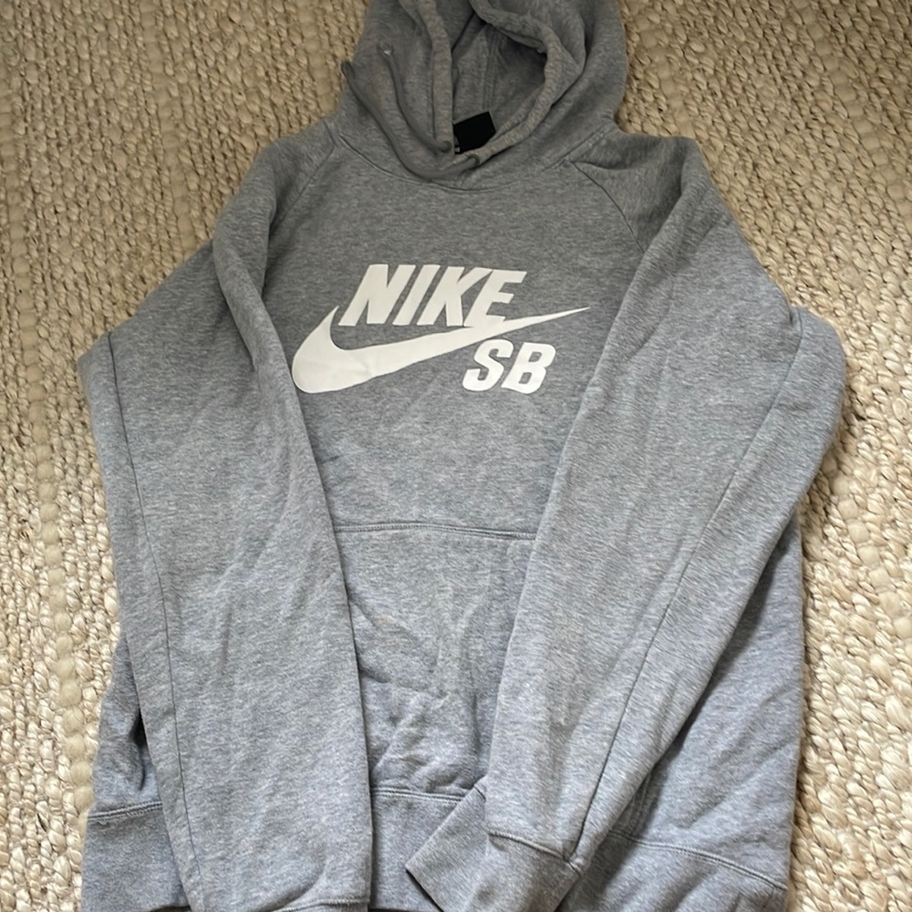Grey Nike hoodie. Oversized. Worn a few times. Good condition